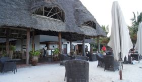 Beach Bar_1.JPG