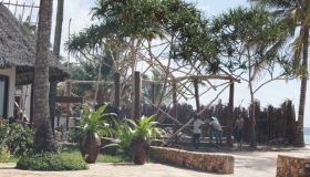 Beach Bar abgedeckt_2.JPG