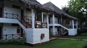 Bluebay Bungalows.JPG