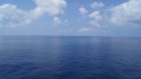 Nichts als Wasser um uns herum Nichts als Wasser um uns herum