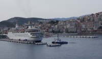Der Hafen von Kusadasi Der Hafen von Kusadasi